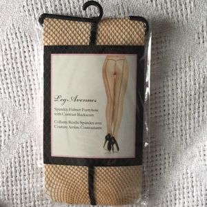 Leg Avenue Fishnet Pantyhose w/ Contrast Backseam